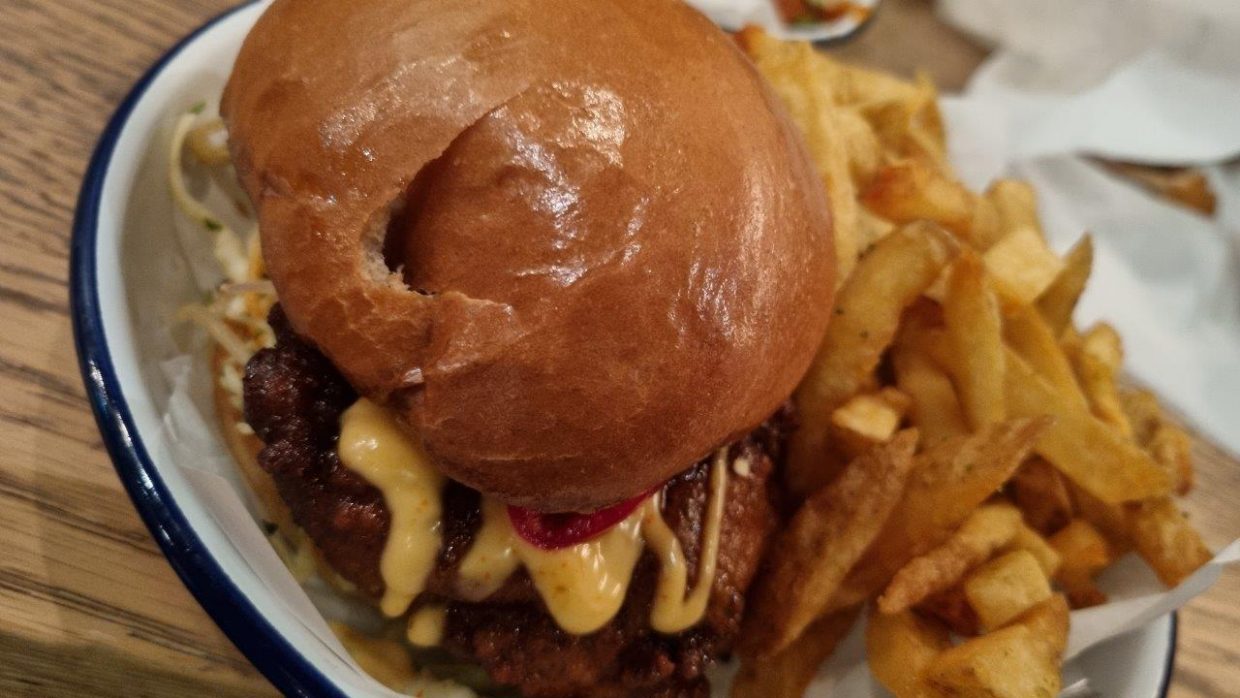 Review: Honest’s Brother Thai Burger
