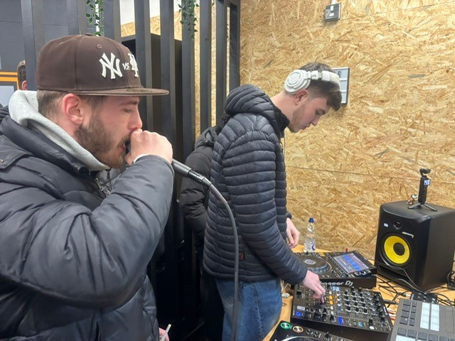 Eastmoors Youth Centre Unveils New Recording Studio